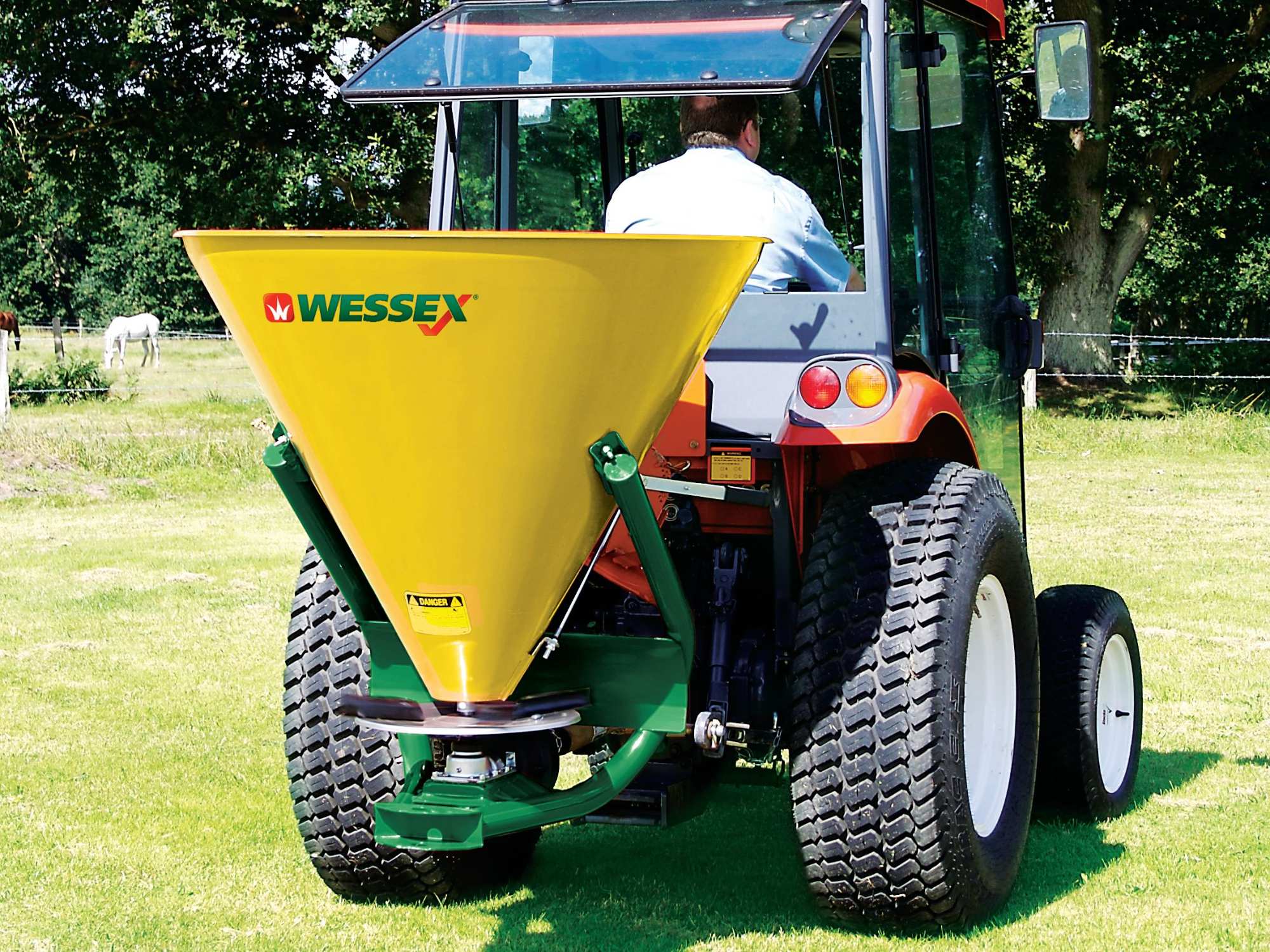 PTO driven mounted fertiliser spreader WESSEX FS-360